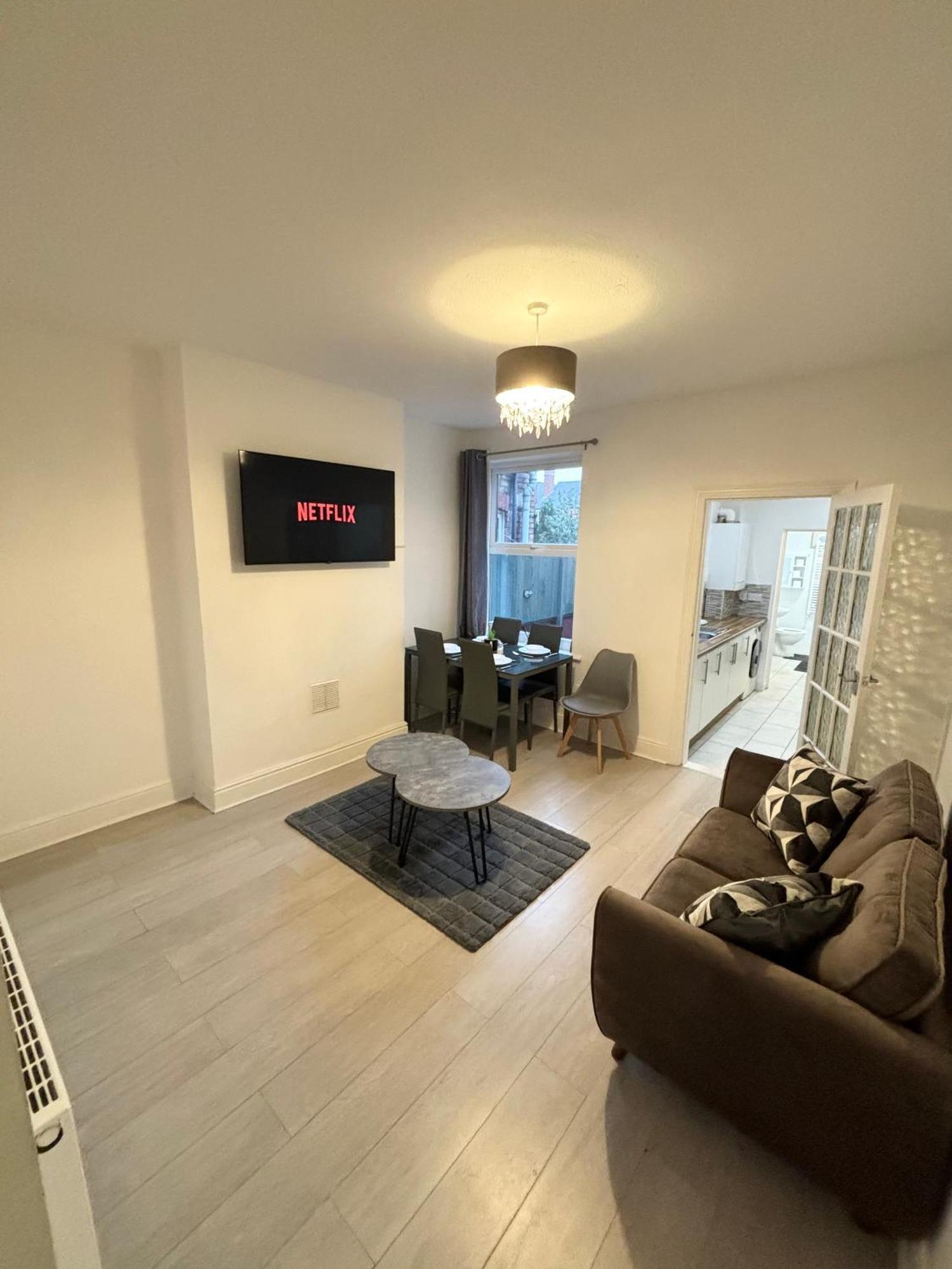 Forest Fields Luxury Apartments นอตติงแฮม ภายนอก รูปภาพ